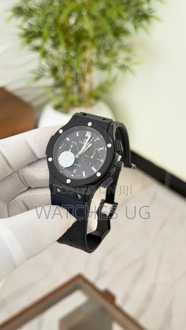 Hublot Quartz Chronograph Watch - 1