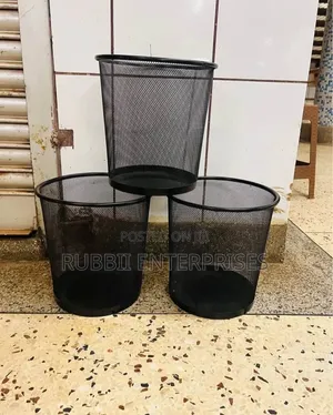 Black Metal Wire Mesh Waste Bin
