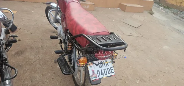 Bajaj Boxer 2025 Red - 1