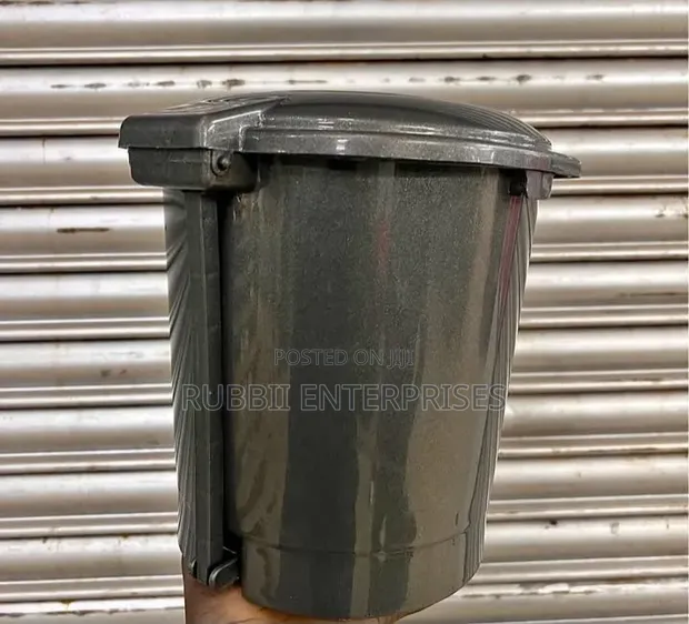 Plastic Pedal Bin 6L - 1