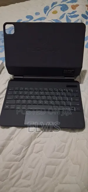 Techgear Magic Wireless Keyboard Case for iPad Pro 11 & Air