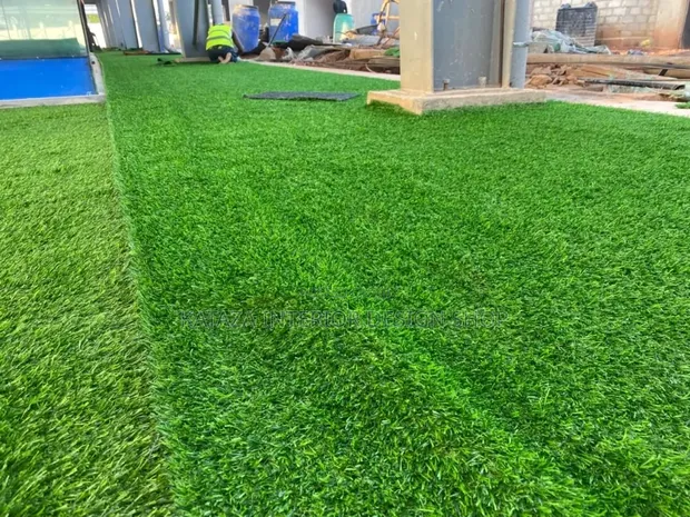 Super Quality Green Artificial Grass Carpet - 1