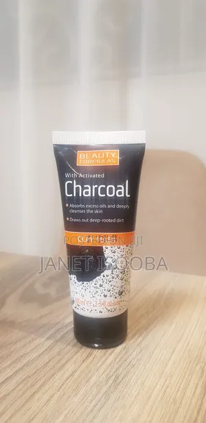 Beauty Formulas Charcoal Clay Mask 200ml