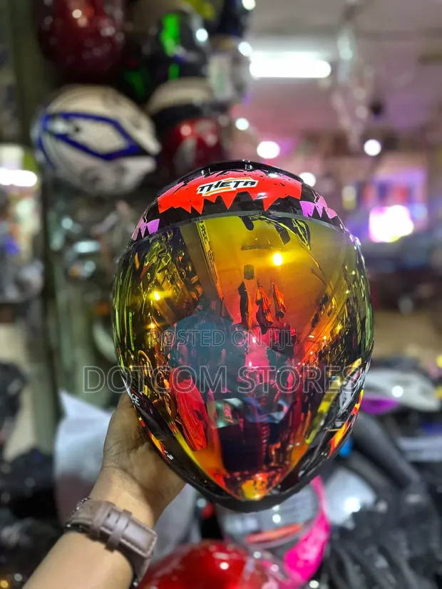 Biker's Full-Face Motorcycle Helmet with Gold Visor - 1