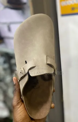 Ihak Men's Sandals