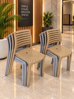Outdoor Plastic Chairs for Cafés, Restaurants, Bars