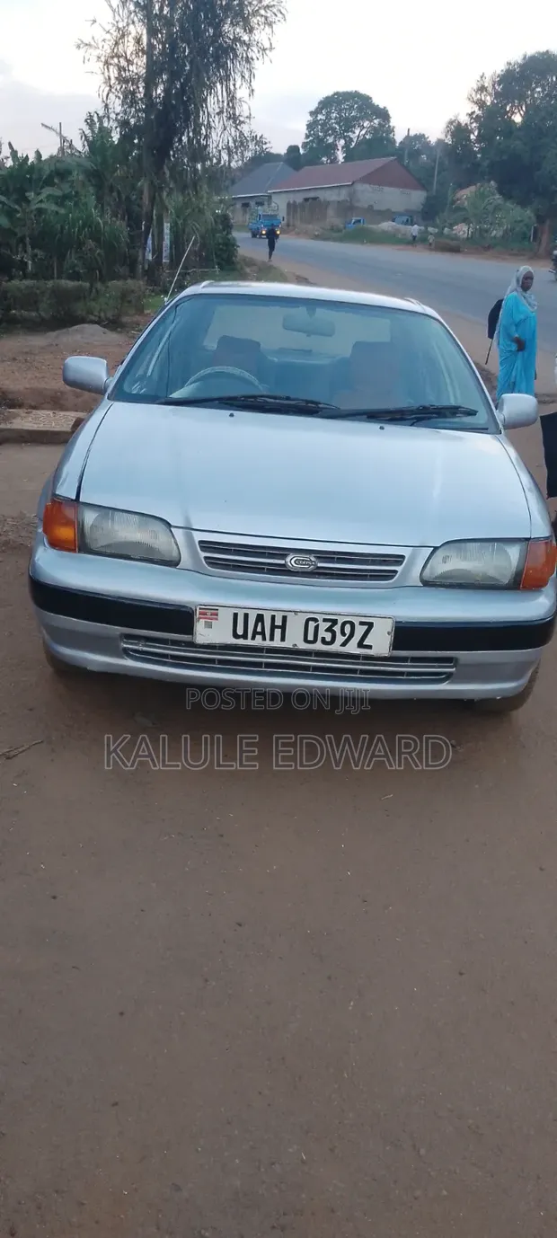 Toyota Corsa 1999 Silver - 1