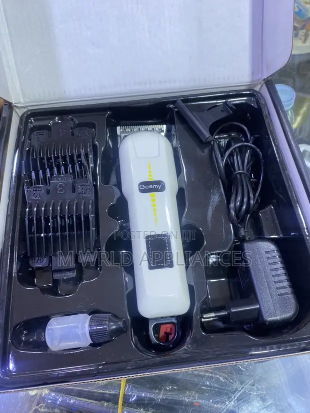 Geemy Professional Hair Clipper - 1