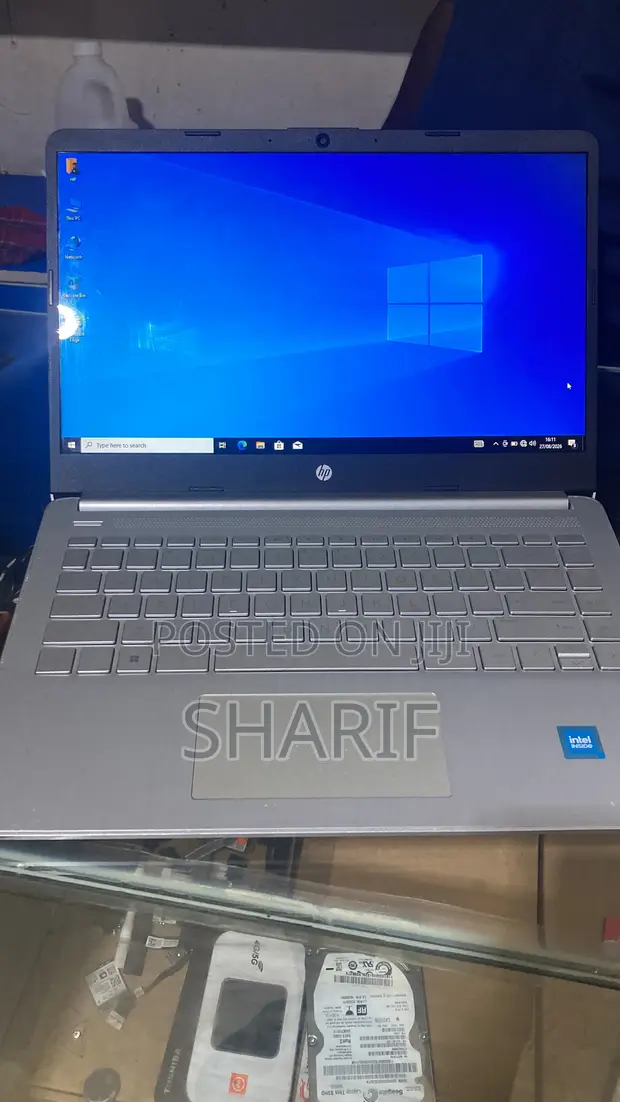 HP Laptop 8GB RAM Intel Celeron 256GB SSD - 1
