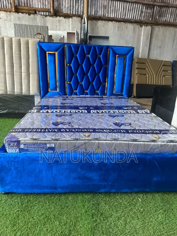 Brand New 5x6 Bed with Stripes - Blue - 1