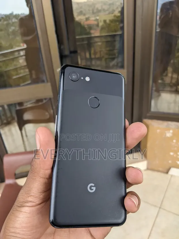 Google Pixel 3 64GB Black - 1