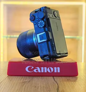Canon EOS R50 with 14-30mm Lens