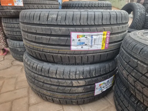 New 285/40R23 Tyres for Range Rover - 1