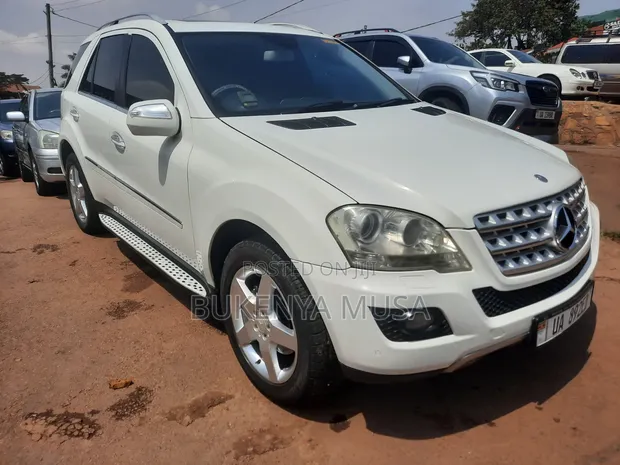 Mercedes-Benz M Class ML 350 4MATIC 2010 White - 1