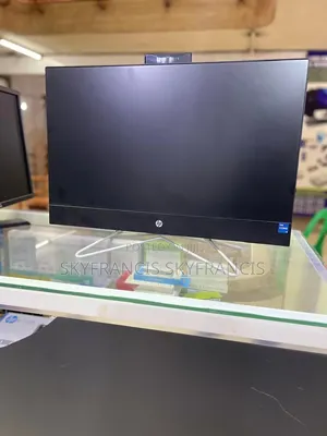 HP 200 G4 All-in-One Desktop Computer - Intel Core i5, 8GB RAM, 256GB SSD