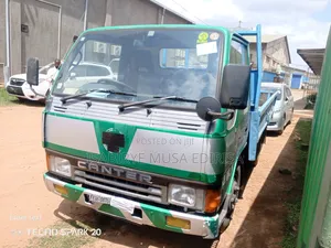 Mitsubishi Canter 4D32 Engine Truck