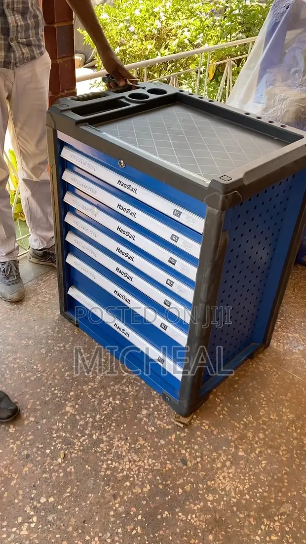 300-Piece Tool Cart/Box Set - Brand New - 1