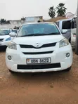 Toyota IST 2009 White - 1