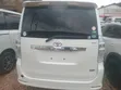 Toyota Noah 2013 Silver - 2
