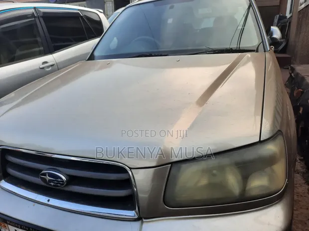 Subaru Forester 2005 Silver - 1
