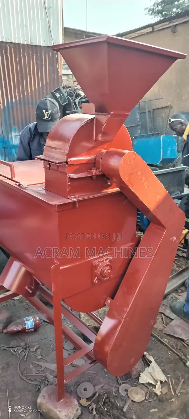 Horizontal Feed Mixer with Crusher - 1