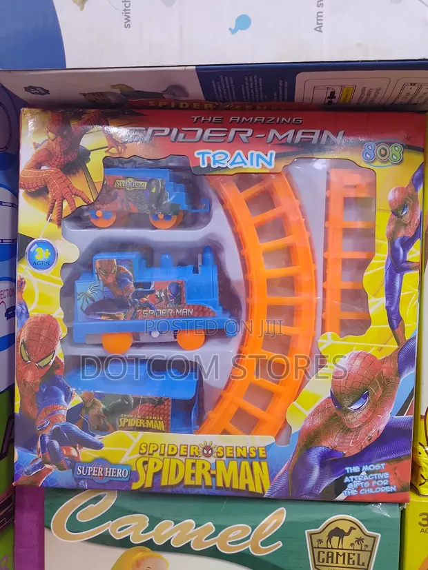 Spider-Man Battery-Operated Toy Train Set - 1