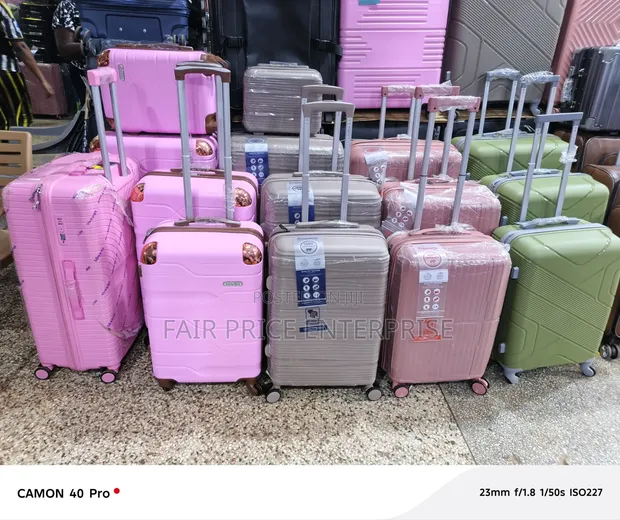 D Favour Plastic Suitcase Full Set - 1