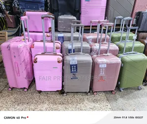 D Favour Plastic Suitcase Full Set