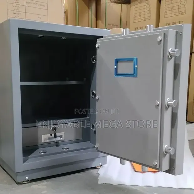 Heavy Duty Cash Safe Box - Brand New - 1