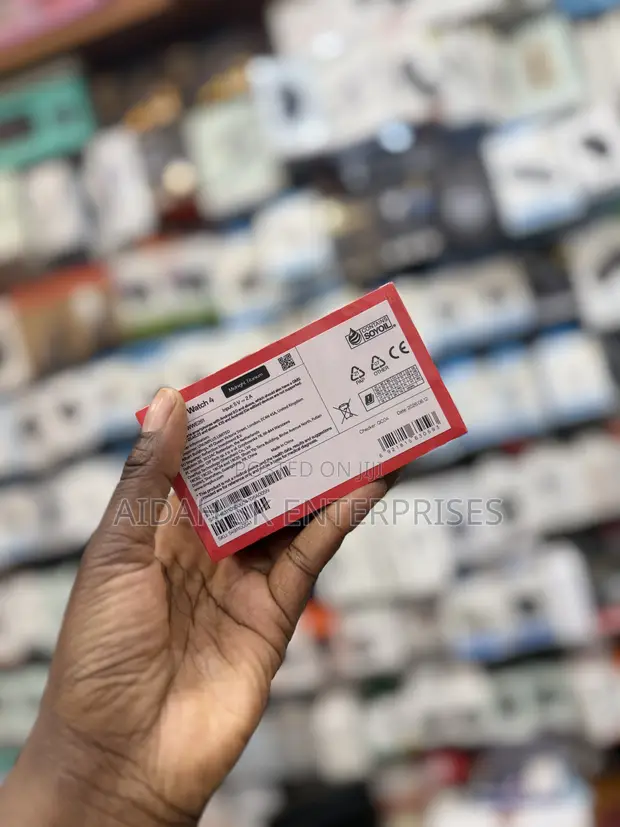 OnePlus Watch 4 Smartwatch - 1