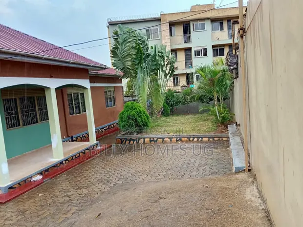 4 Bedroom House for Sale, Central Division - 1