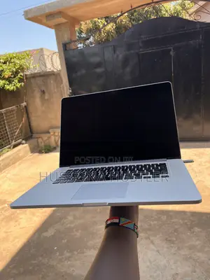 Apple MacBook Pro 2013 15.6" Intel Core i7 8GB RAM 256GB SSD
