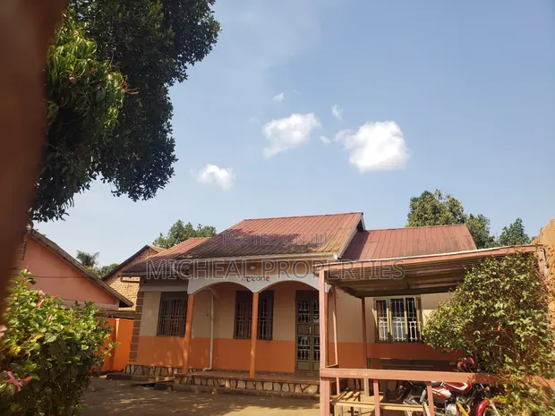 3 Bedroom House for Sale in Mpelerwe, Kawempe - 1