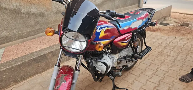 Bajaj CT 125X 2025 Red - 1