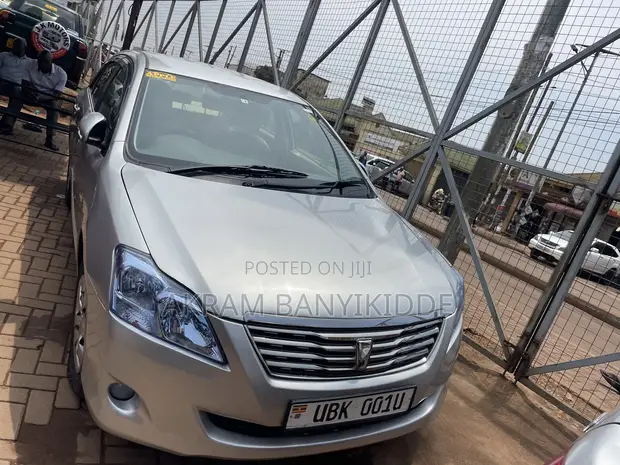 Toyota Premio 2009 Silver - 1