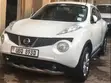 Nissan Juke 2011 White - 4