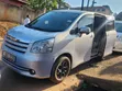 Toyota Noah 2010 Silver - 5