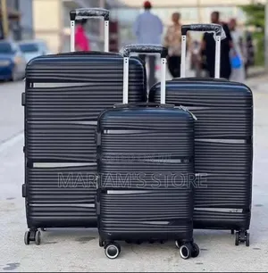 Set of 3 Black Hardside Spinner Luggage Pieces