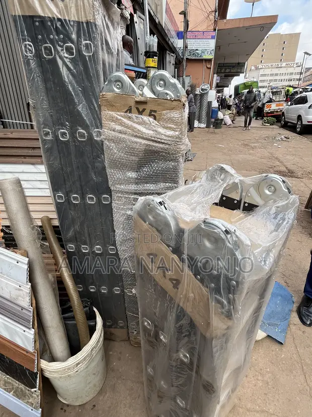 Aluminum Folded Ladders 4x6, 4x5, 4x4 - 1