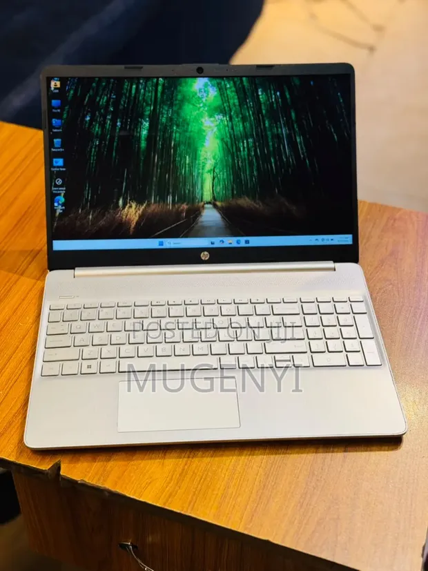 HP Laptop 15-dw1197nia - Intel Core i7, 8GB RAM, 256GB SSD - 1