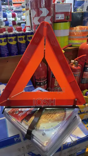 Reflective Road Warning Triangle with Case