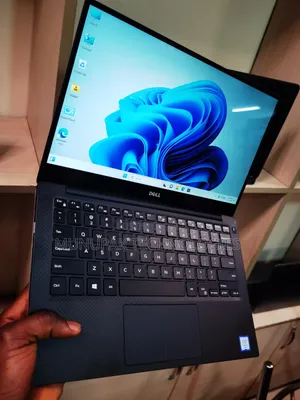 Dell XPS 13 9350 Laptop - 8GB RAM, 256GB SSD