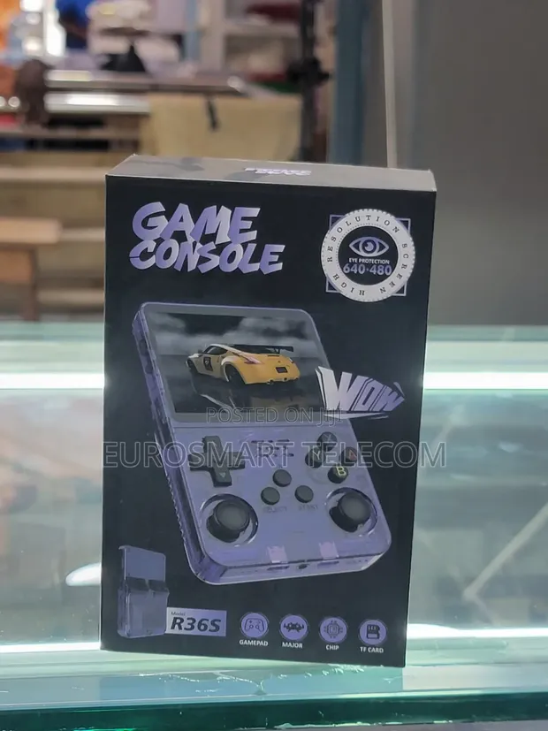 R36S Handheld Retro Gaming Console - 1