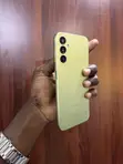 Infinix Smart 10 64GB Yellow - 3