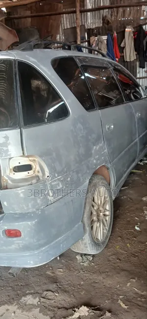 Car Spray Painting Services - Quality Finish