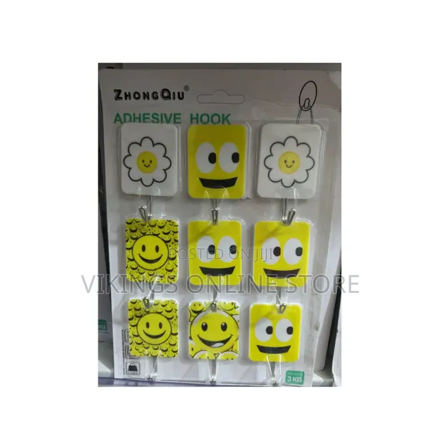 Pack of Self-Adhesive Wall Hooks - Yellow Smiley & White Flower - 1