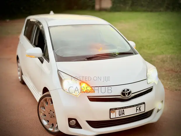 Toyota Ractis 1.5 AWD 2011 White - 1