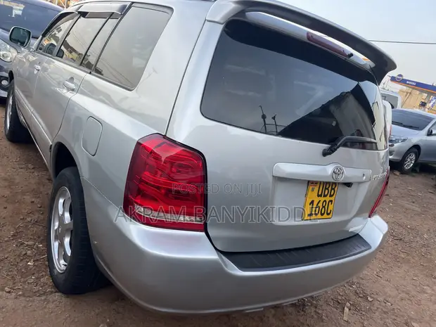 Toyota Kluger 2006 Silver - 1