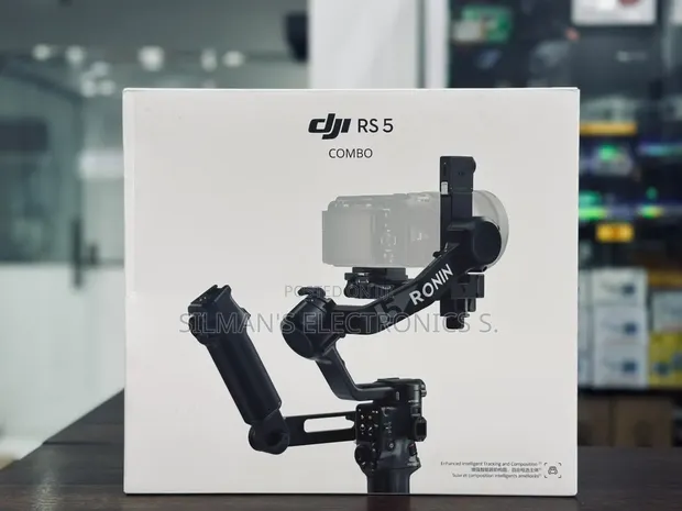 DJI RS 5 Combo Kit with AI Tracking Module - 1