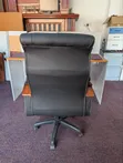 Rotating and Adjustable Executive Office Chair - 3